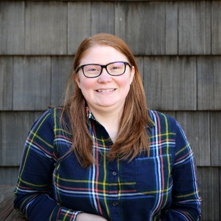 Rebecca Fitzbugh Headshot
